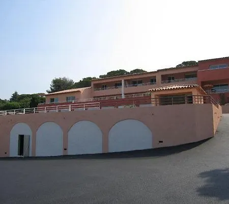 Hugo * La Garonnette-Plage